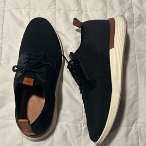 Wolf & Shepherd Swift Knot Derby - Size 10 - Black - great condition!